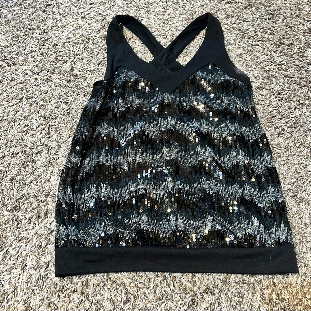 Women’s Daytrip sequin black tank top. Size medium